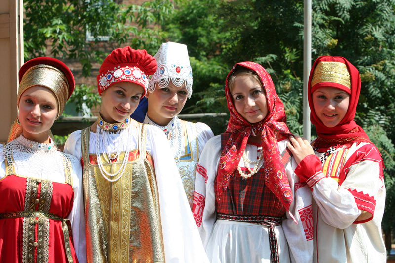 russian-native-costume-0020